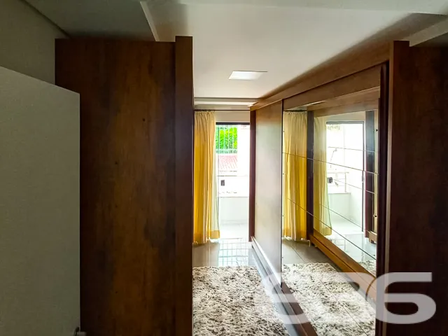 SOBRADO COM SUÍTE + 2 DORMITÓRIOS NO BAIRRO SÃO MA