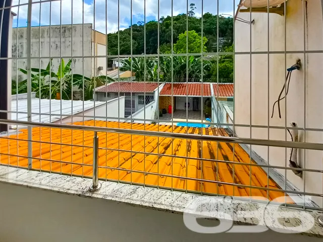SOBRADO COM SUÍTE + 2 DORMITÓRIOS NO BAIRRO SÃO MA