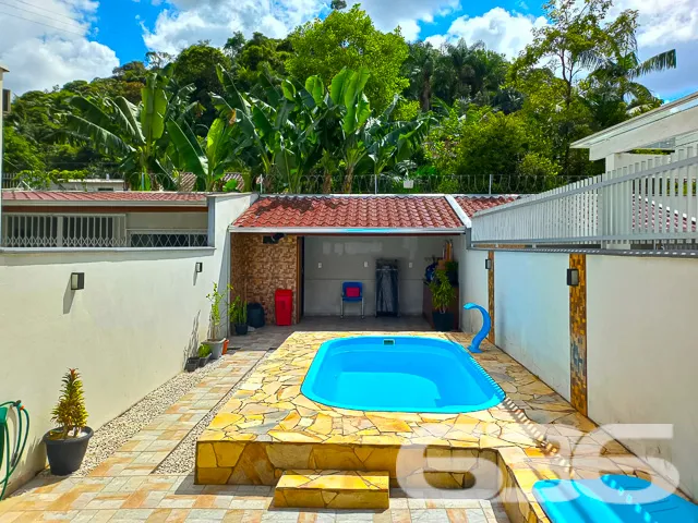 SOBRADO COM SUÍTE + 2 DORMITÓRIOS NO BAIRRO SÃO MA