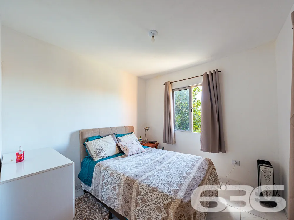 CASA FUNDOS PARA O RIO À VENDA EM BALNEÁRIO BARRA 