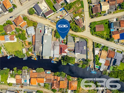 CASA FUNDOS PARA O RIO À VENDA EM BALNEÁRIO BARRA 