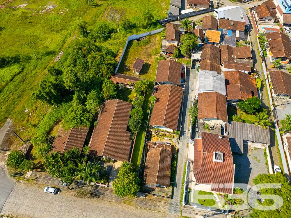 ÓTIMA OPORTUNIDADE DE TERRENO NO BAIRRO BUCAREIN -