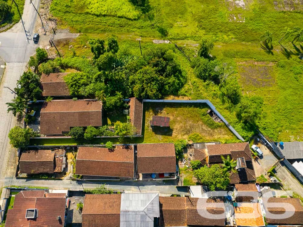 ÓTIMA OPORTUNIDADE DE TERRENO NO BAIRRO BUCAREIN -