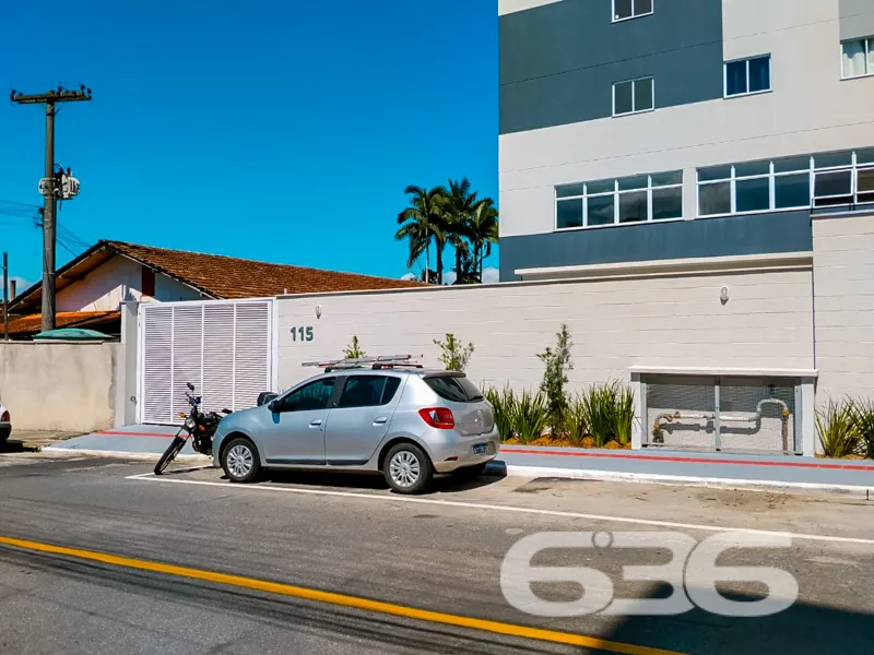 Apartamento à venda no bairro Costa e Silva em Joi