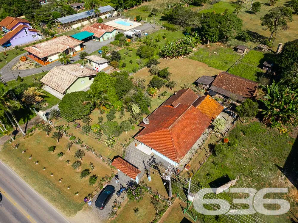 TERRENO INDUSTRIAL À VENDA EM ARAQUARI

Descubra u