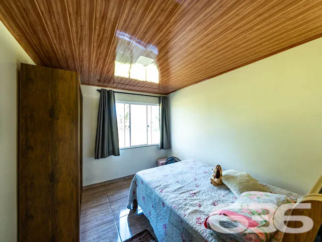 MARAVILHOSA CHÁCARA NO BAIRRO PINHEIROS EM BALNEÁR