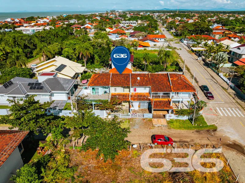 Oportunidade a poucos metros do mar em Balneário B