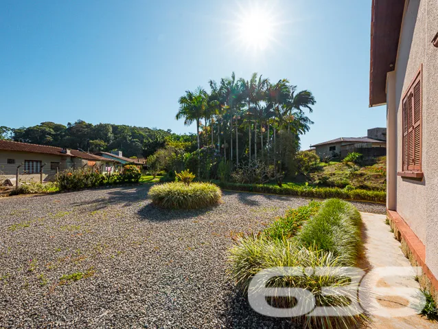 INVISTA COM INTELIGÊNCIA EM JOINVILLE Terreno com 