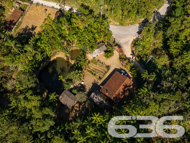 EXCELENTE CHÁCARA SÍTIO COM 25 MIL METROS QUADRADO