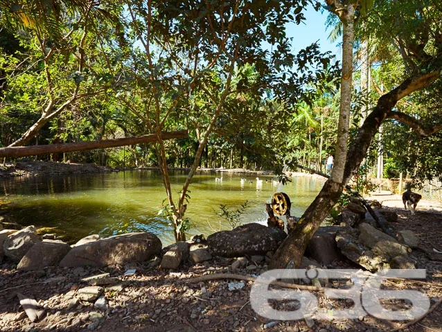 EXCELENTE CHÁCARA SÍTIO COM 25 MIL METROS QUADRADO