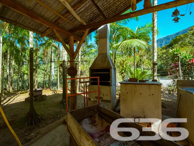 EXCELENTE CHÁCARA SÍTIO COM 25 MIL METROS QUADRADO