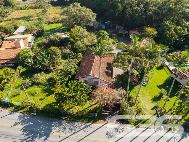 EXCELENTE CHÁCARA NA BARRA DO ITAPOCÚ EM ARAQUARI
