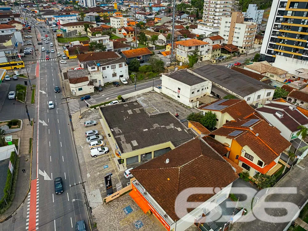 IMÓVEL COMERCIAL EM EXCELENTE LOCALIZAÇÃO
Está pr