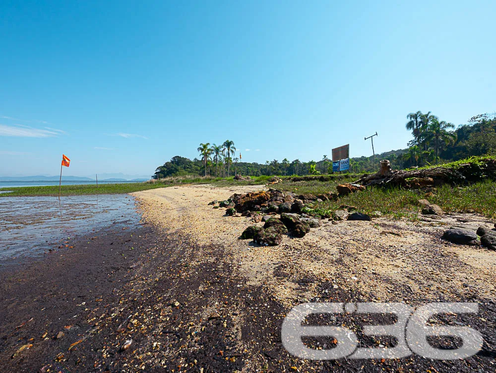 CHÁCARA ESPETACULAR EM SÃO FRANCISCO DO SUL

Prepa
