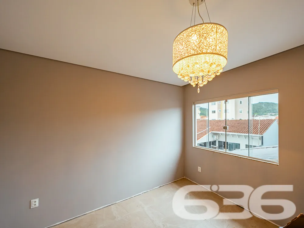 BELÍSSIMA RESIDÊNCIA, IMÓVEL SOFISTICADO NO BAIRRO