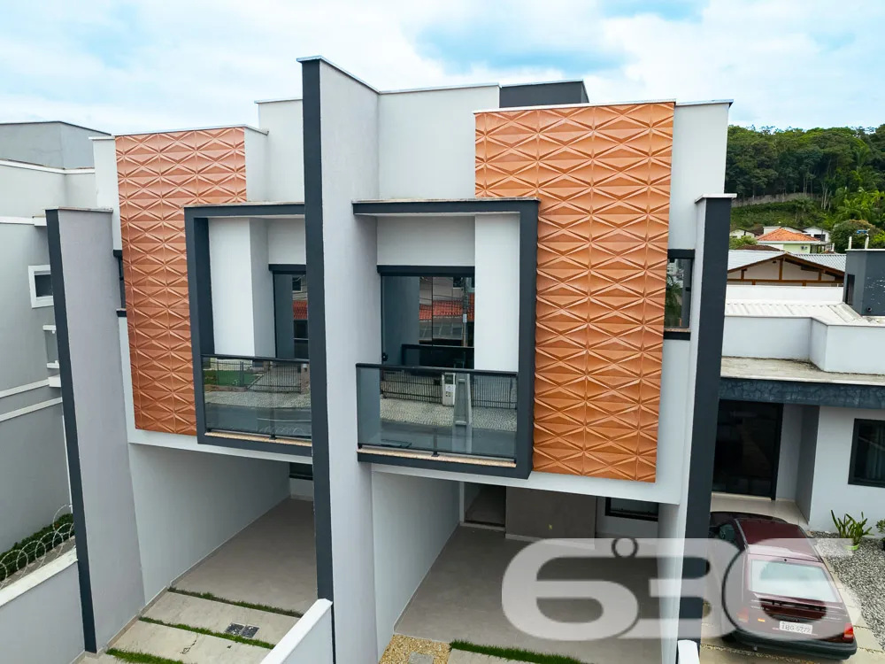 IMÓVEL COM SUÍTE + 2 QUARTOS NO BAIRRO SAGUAÇU

Ap