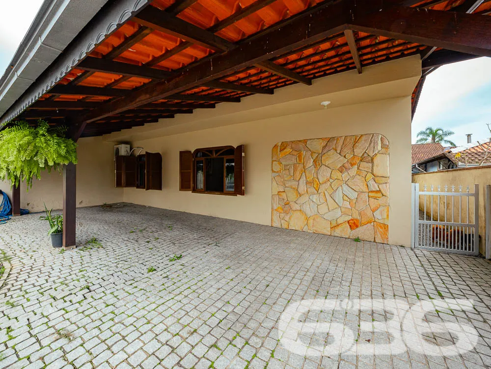 CASA COM 3 DORMITÓRIOS NO BAIRRO COMASA

Descubra 