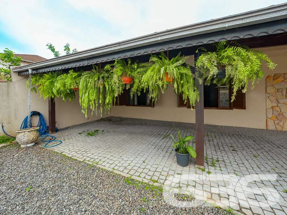 CASA COM 3 DORMITÓRIOS NO BAIRRO COMASA

Descubra 