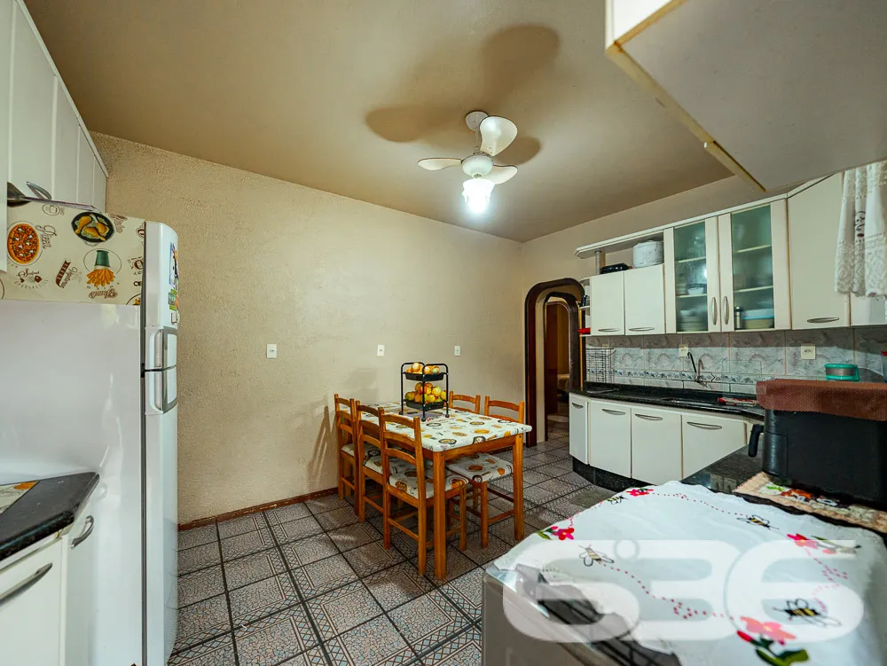 CASA COM 3 DORMITÓRIOS NO BAIRRO COMASA

Descubra 