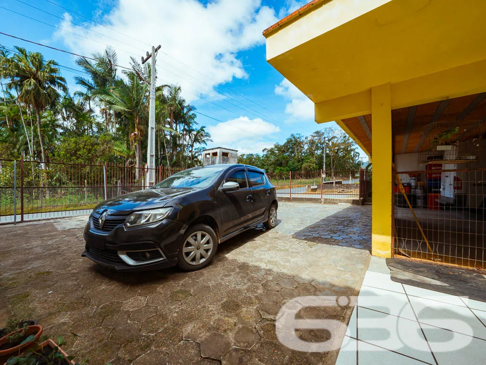 INVISTA NESTE IMÓVEL COMERCIAL EM ÓTIMA LOCALIZAÇÃ