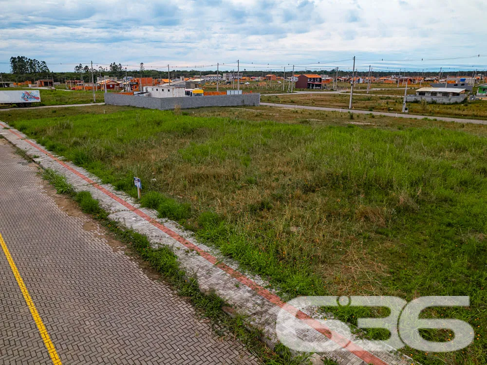 OPORTUNIDADE ÚNICA: TERRENO PLANO NO COLÉGIO AGRÍC