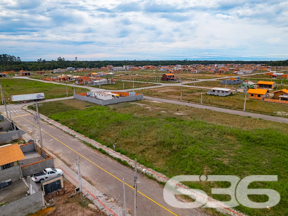 OPORTUNIDADE ÚNICA: TERRENO PLANO NO COLÉGIO AGRÍC