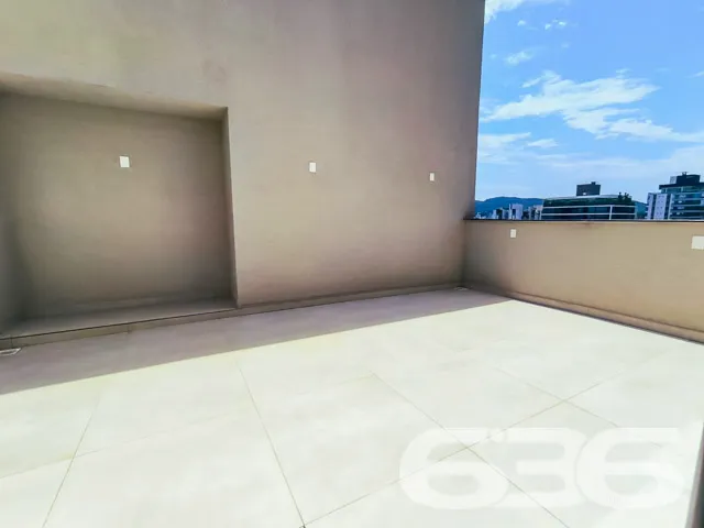 Apartamento de cobertura plana com 3 quartos, send