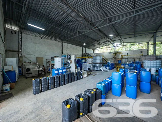 INVISTA NO CENTRO DE ARAQUARI! IMÓVEL À VENDA COM 