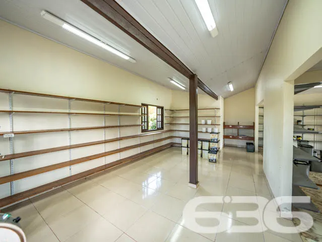 INVISTA NO CENTRO DE ARAQUARI! IMÓVEL À VENDA COM 