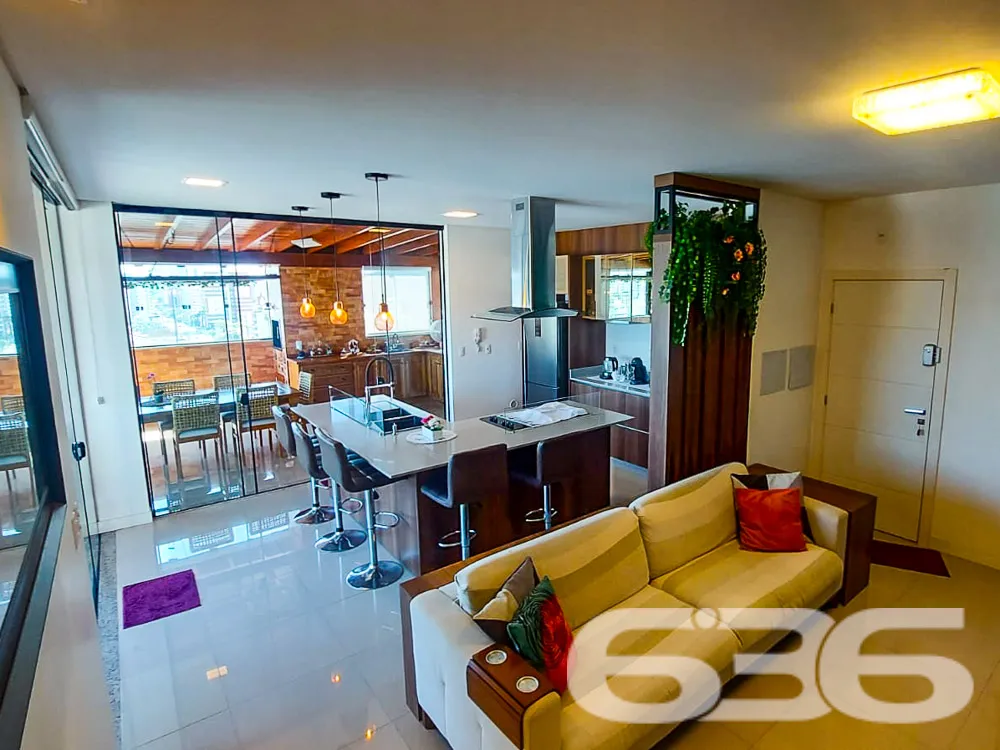 DESLUMBRANTE COBERTURA PLANA NO BAIRRO ANITA GARIB