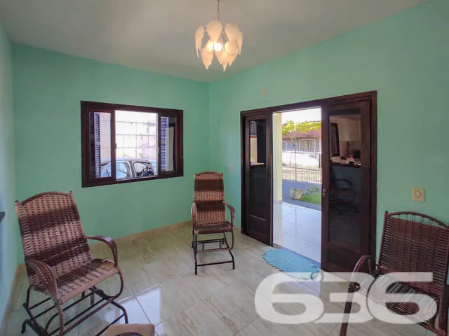 UBATUBA: CASA COM SUÍTE + 2 DORMITÓRIOS

Descubra 