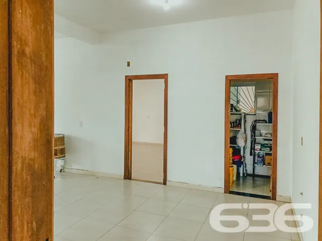 BAIRRO BUCAREIN: SOBRADO AMPLO COM SUĂTE + DORMITĂ