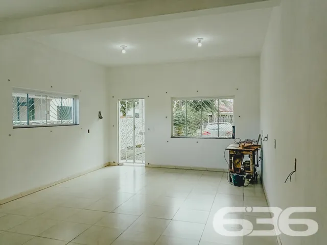 BAIRRO BUCAREIN: SOBRADO AMPLO COM SUĂTE + DORMITĂ