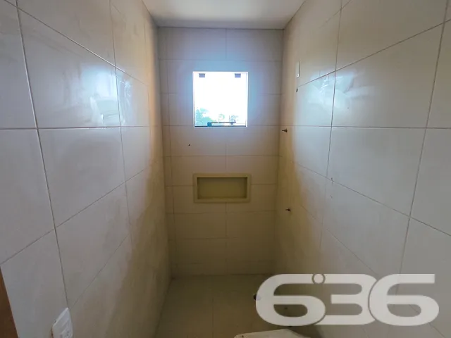 VENDE-SE SOBRADO COM SUÍTE + DORMITÓRIO NO BAIRRO 