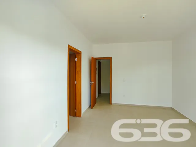 VENDE-SE SOBRADO COM SUÍTE + DORMITÓRIO NO BAIRRO 