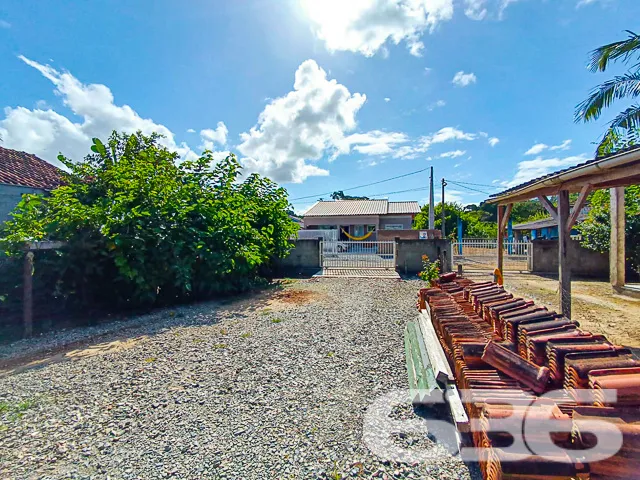 Casa Charmosa na Praia de Itaguaçu, Bairro Ubatuba