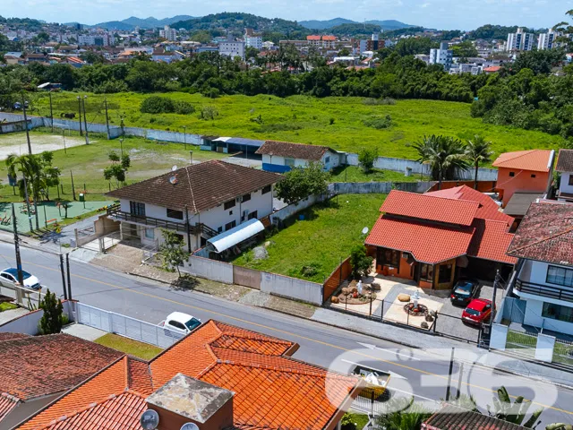BAIRRO BUCAREIN – TERRENO PLANO E PRONTO PARA CONS