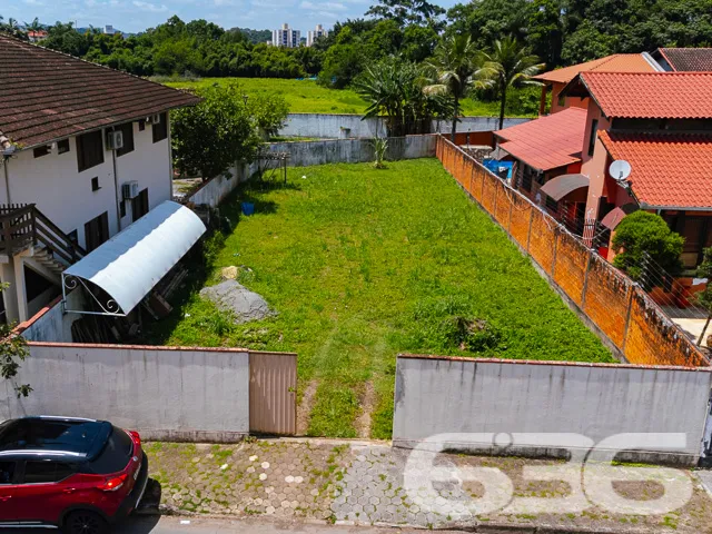 BAIRRO BUCAREIN – TERRENO PLANO E PRONTO PARA CONS