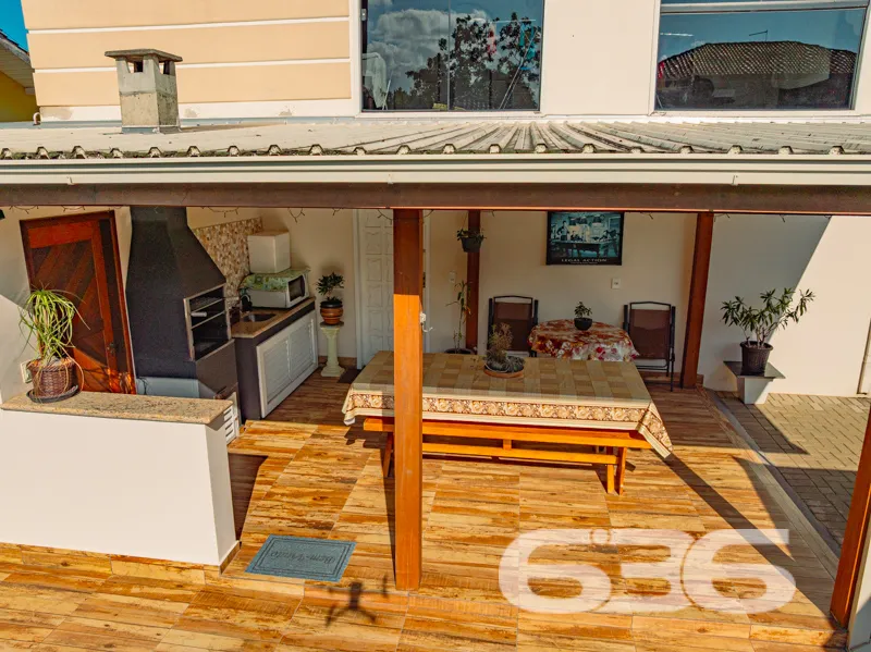 SOBRADO COM SUÍTE + 2 QUARTOS NO BAIRRO FÁTIMA – C