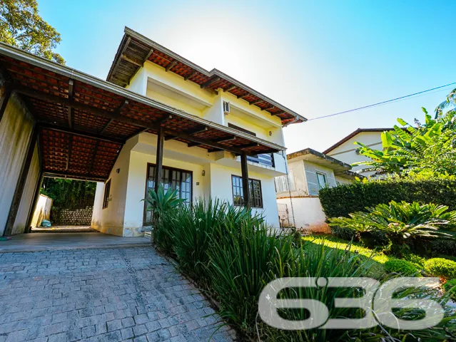 SOBRADO COM SUÍTE + 2 DORMITÓRIOS NO BAIRRO BOA VI