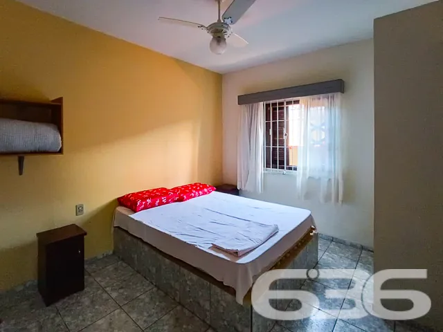 IMÓVEL COM SUÍTE + 2 DORMITÓRIOS NO CORAÇÃO DE BAL