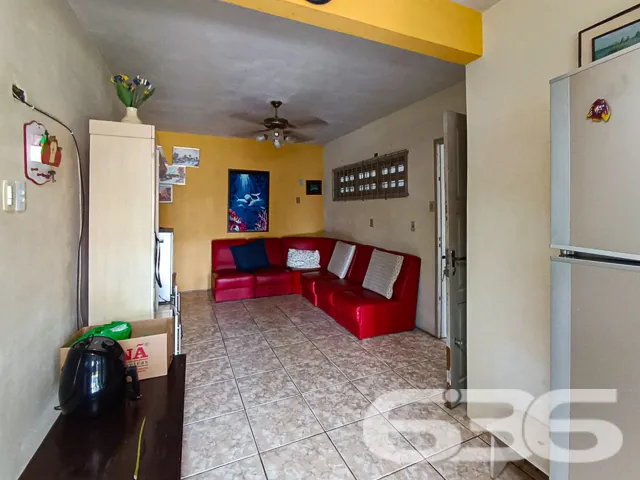 IMÓVEL COM SUÍTE + 2 DORMITÓRIOS NO CORAÇÃO DE BAL