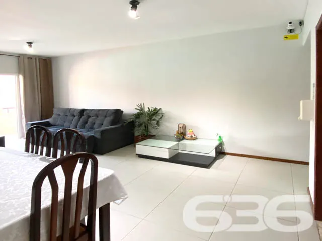 APARTAMENTO AMPLO COM SUÍTE + 2 DORMITÓRIOS NO CEN