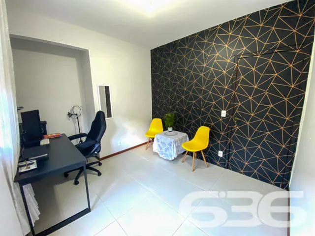 APARTAMENTO AMPLO COM SUÍTE + 2 DORMITÓRIOS NO CEN