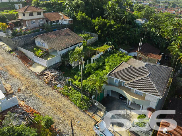 Descubra um terreno exclusivo e repleto de potenci