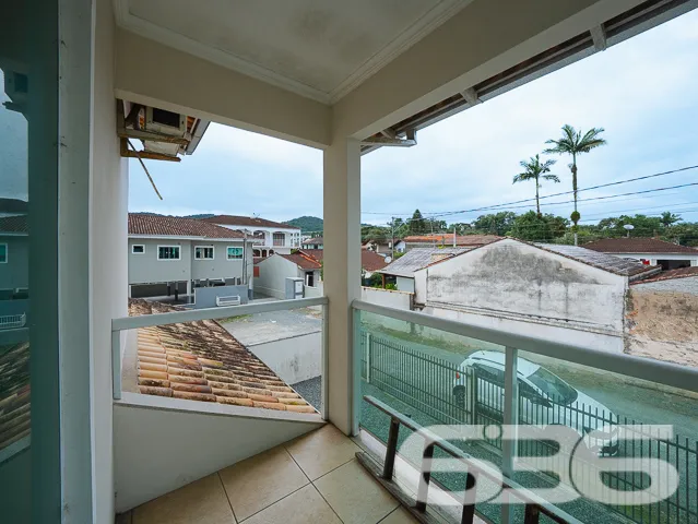 Descubra seu novo lar em Joinville, no bairro Bom