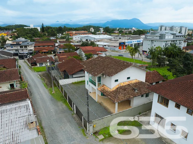 Descubra seu novo lar em Joinville, no bairro Bom