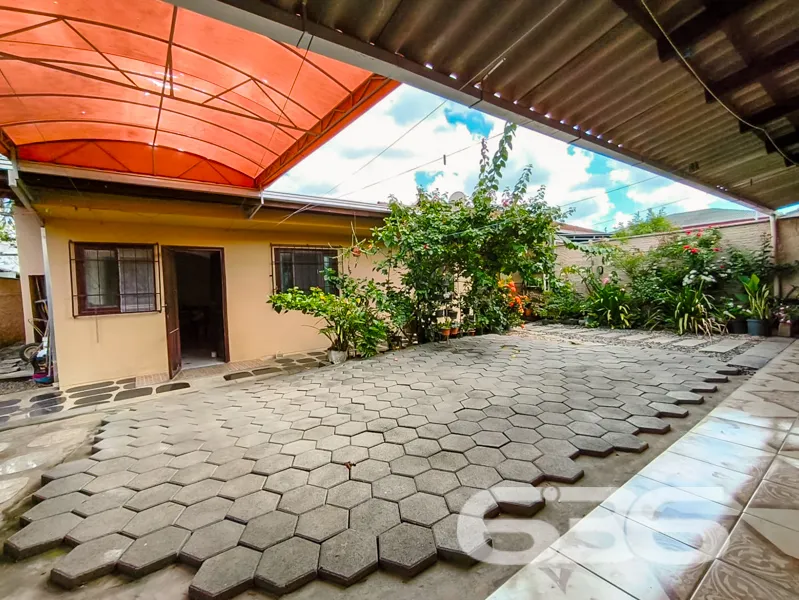 Casa à venda no bairro Petrópolis, Joinville | 3 q