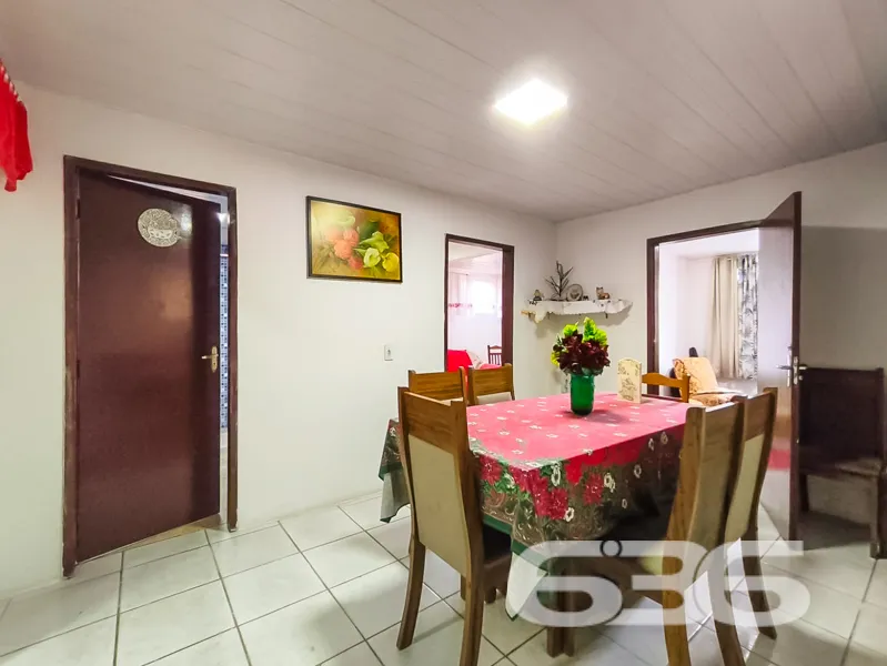 Casa à venda no bairro Petrópolis, Joinville | 3 q