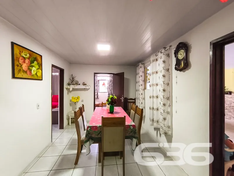 Casa à venda no bairro Petrópolis, Joinville | 3 q